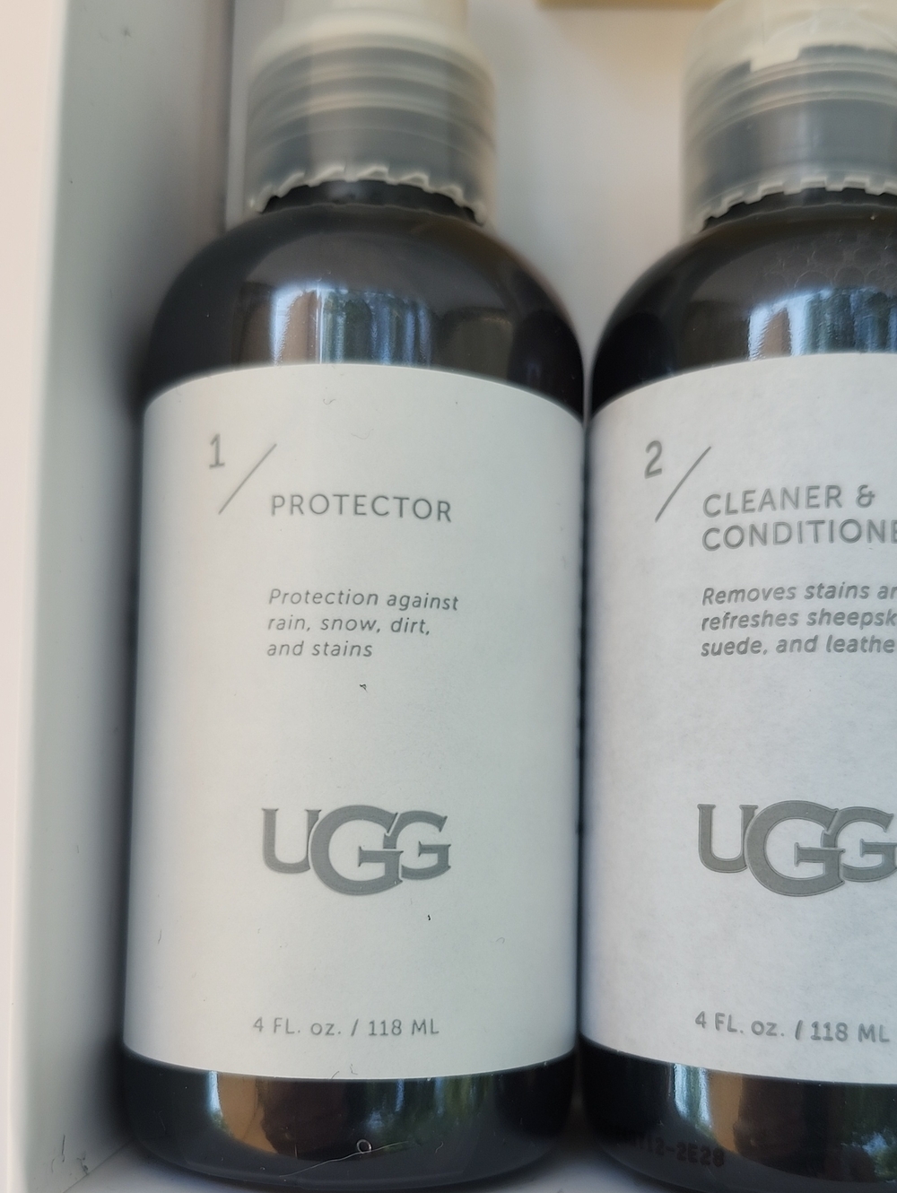 NWT UGG SHEEPSKIN & SUEDE CARE KIT - Picture 2 of 12